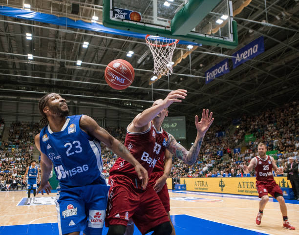 窄的赛道上 窄的赛道上