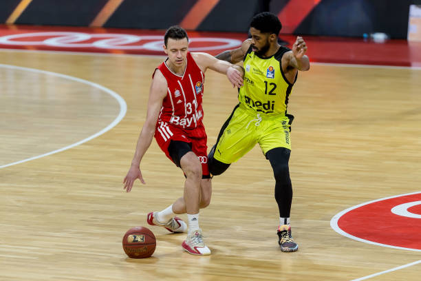 让他们对萨 让他们对萨