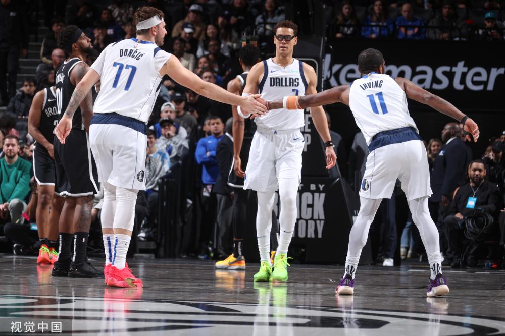 刻脱颖而出 刻脱颖而出