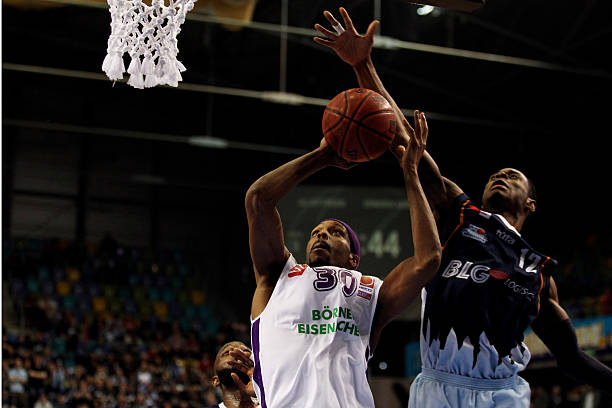 技术犯规的 技术犯规的